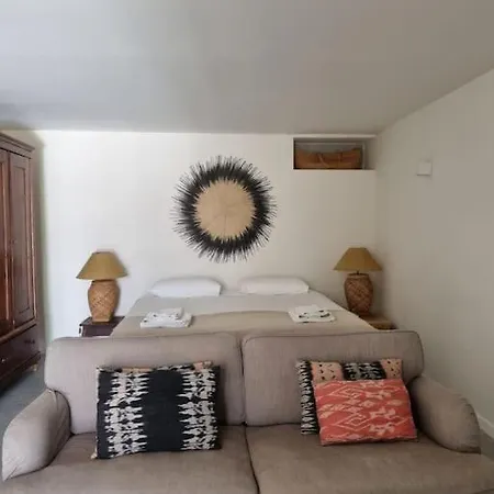 The 98 Place Carcavelos